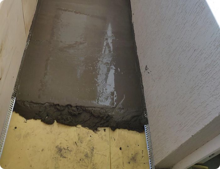 Заливка бетонной стяжки.