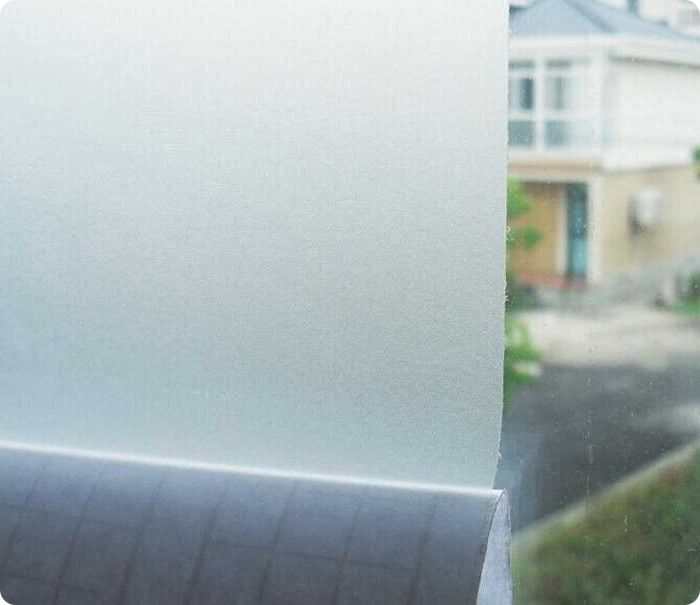 Матовая белая плёнка для тонирования окон.